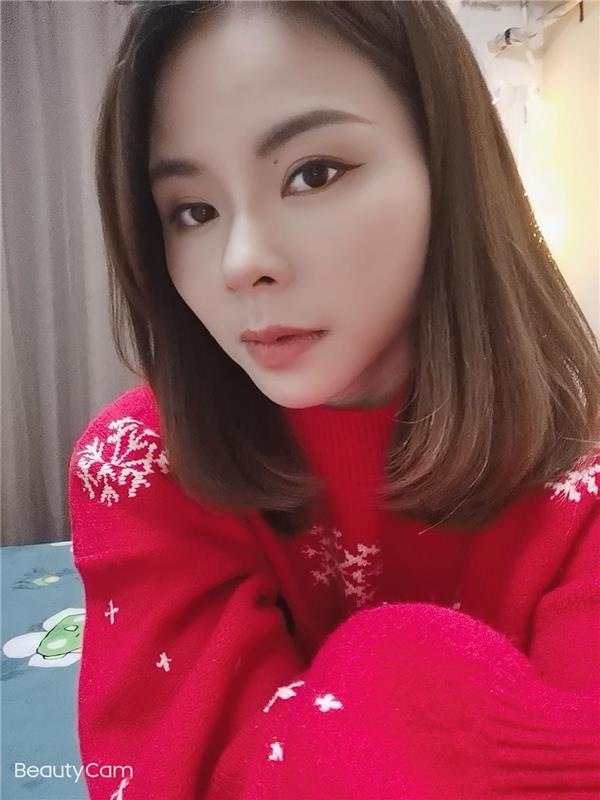 大波纯Sao货，浑圆大屁股，精力极其旺盛浪不停